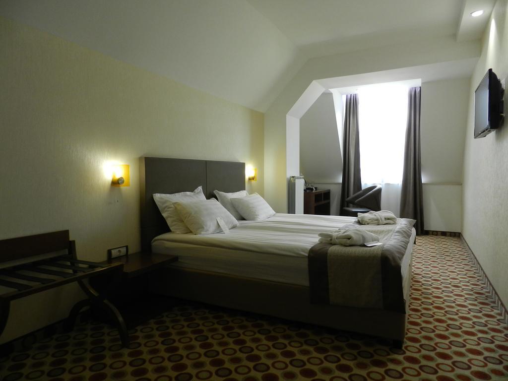 Hotel Central Hotel Sofia 4*