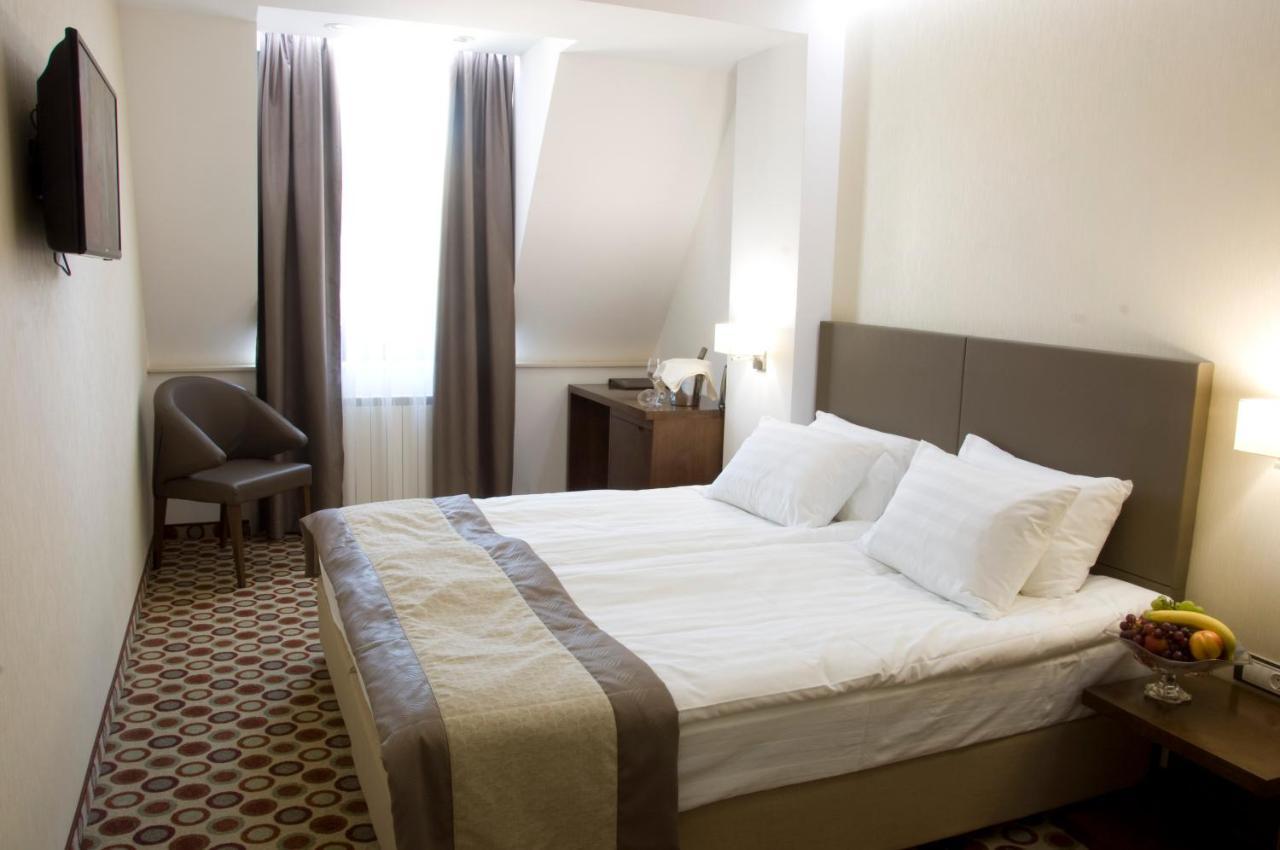 Hotel - Free Parking Nearby 350m